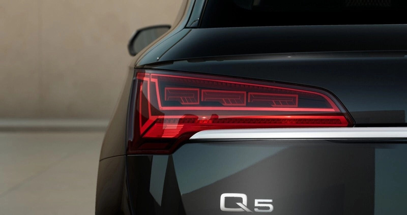 Audi Q5 cena 249900 przebieg: 9000, rok produkcji 2023 z Sulejów małe 79